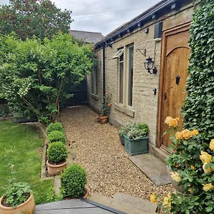 Holiday home Briar Guest In Norwood Green,, Halifax